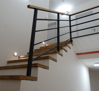 Ocelové schody a zábradlí