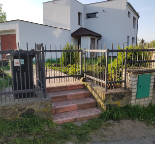 Zakázková výroba plotů a bran
